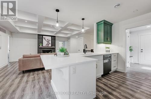 514 Lambton Street W, West Grey, ON - Indoor Photo Showing Kitchen