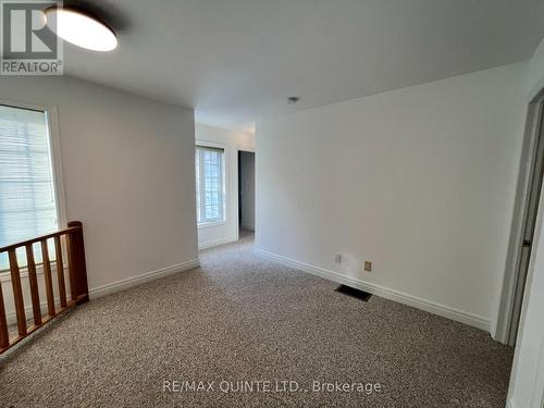 30 - 31 Keegan Parkway, Belleville, ON - Indoor Photo Showing Other Room