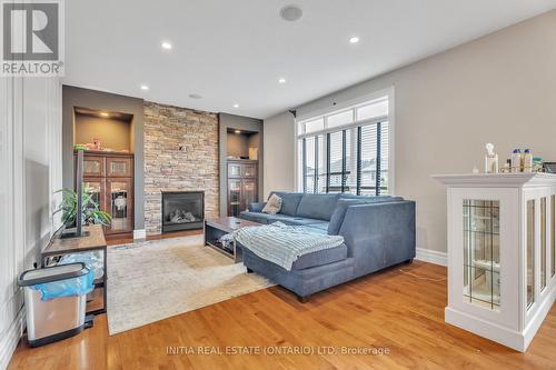 19 - 384 Skyline Avenue, London, ON - Indoor Photo Showing Living Room With Fireplace