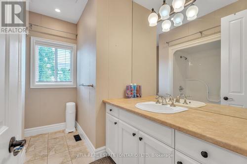 19 - 384 Skyline Avenue, London, ON - Indoor Photo Showing Bathroom