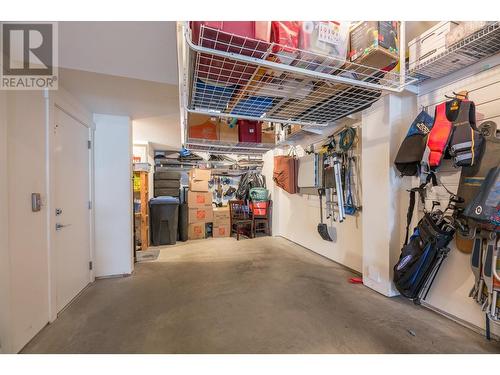 3510 Landie Road Unit# 24, Kelowna, BC - Indoor Photo Showing Garage