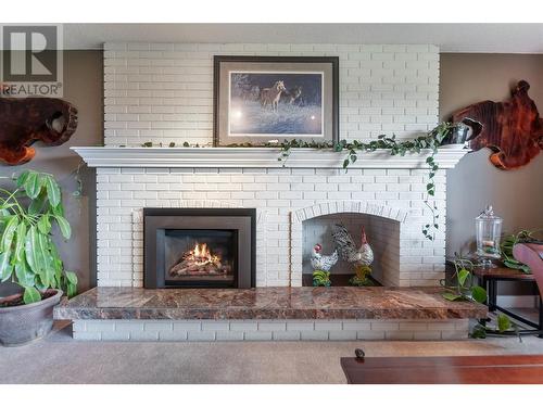 3603 Forsyth Drive, Penticton, BC - Indoor Photo Showing Living Room With Fireplace