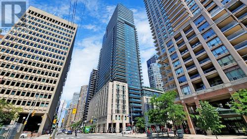 2507 - 955 Bay Street, Toronto, ON - Outdoor With Facade