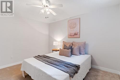 311 Niagara Drive, Oshawa, ON - Indoor Photo Showing Bedroom