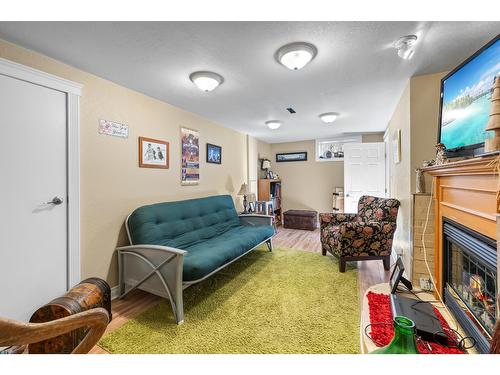 3733 Highway 3, Erickson, BC - Indoor Photo Showing Living Room With Fireplace