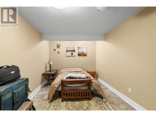 3733 3 Highway, Erickson, BC - Indoor Photo Showing Bedroom