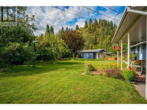 1007 Regan  Crescent, Trail, BC - Outdoor