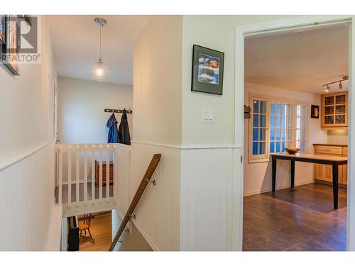 1007 Regan  Crescent, Trail, BC - Indoor Photo Showing Other Room