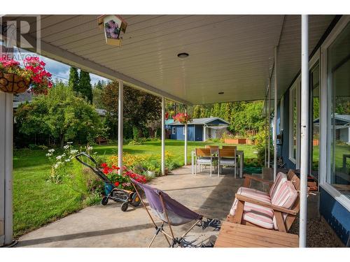 1007 Regan  Crescent, Trail, BC - Outdoor With Deck Patio Veranda With Exterior