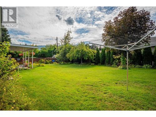 1007 Regan  Crescent, Trail, BC - Outdoor