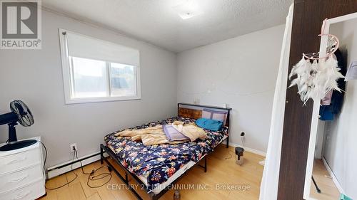 184 Simcoe Street, London, ON - Indoor Photo Showing Bedroom