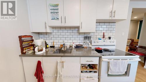 184 Simcoe Street, London, ON - Indoor Photo Showing Kitchen