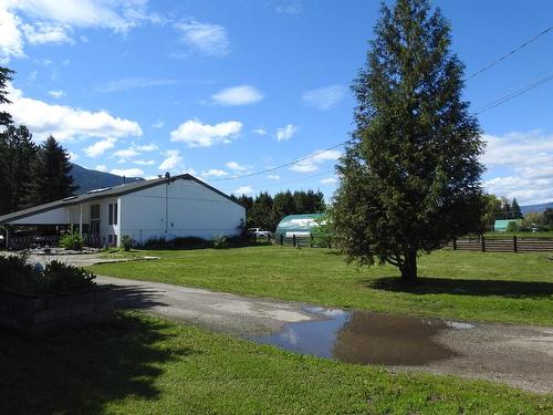 3745 Highway 97A Road, Spallumcheen, BC - Outdoor