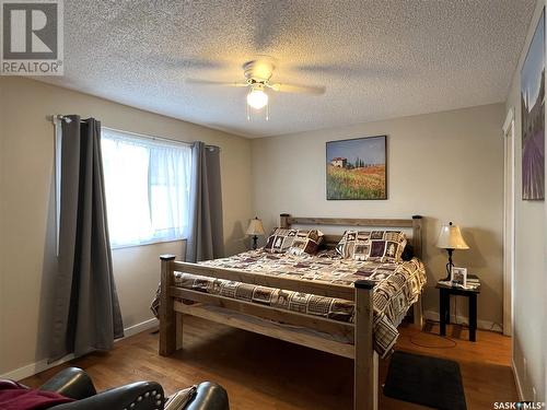 32 Stack Crescent, Meadow Lake, SK - Indoor Photo Showing Bedroom