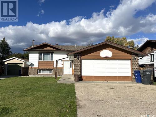 32 Stack Crescent, Meadow Lake, SK - Outdoor