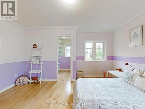 33 Irish Rose Drive, Markham, ON - Indoor Photo Showing Bedroom