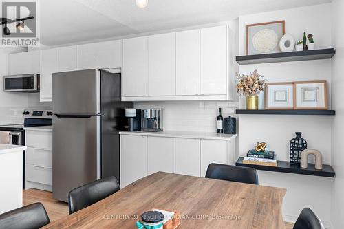 407 - 77 Baseline Road W, London, ON - Indoor Photo Showing Kitchen