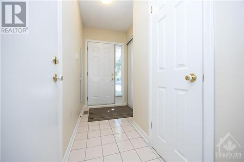 21 Grenadier Way, Ottawa, ON - Indoor Photo Showing Other Room