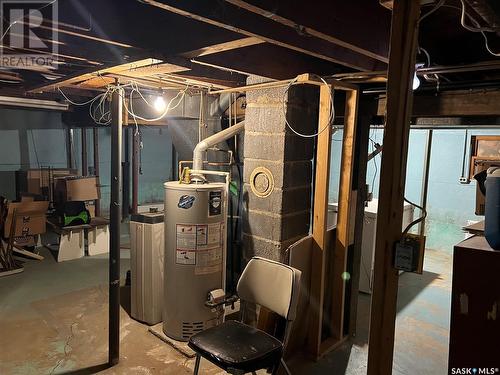 464 Toronto Street, Regina, SK - Indoor Photo Showing Basement