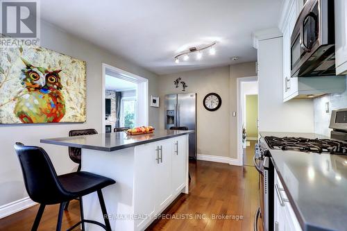 19 Arch Road, Mississauga, ON - Indoor Photo Showing Kitchen With Upgraded Kitchen