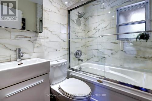 19 Arch Road, Mississauga, ON - Indoor Photo Showing Bathroom