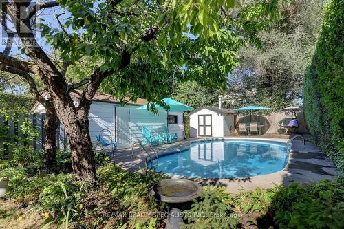 19 Arch Road, Mississauga, ON - Outdoor With In Ground Pool