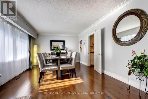 19 Arch Road, Mississauga, ON - Indoor Photo Showing Dining Room