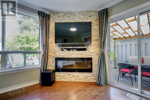 19 Arch Road, Mississauga, ON - Indoor Photo Showing Living Room With Fireplace