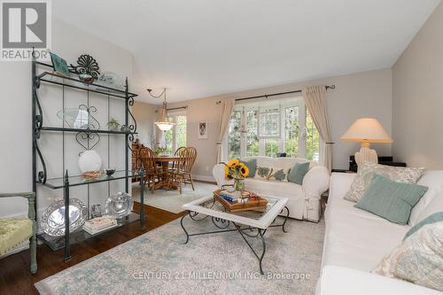 70 Dorchester Drive, Brampton, ON - Indoor Photo Showing Living Room