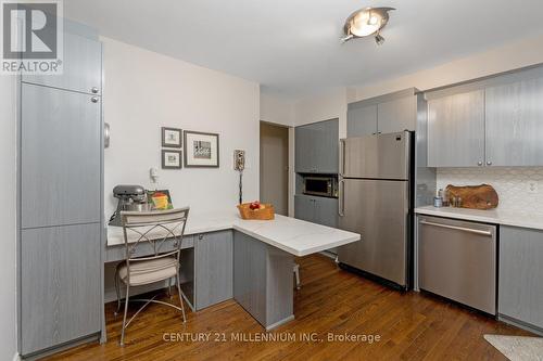 70 Dorchester Drive, Brampton, ON - Indoor Photo Showing Kitchen