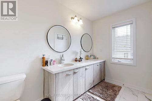 1330 Kaniv Street, Oakville, ON - Indoor Photo Showing Bathroom