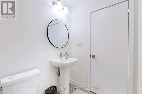 1330 Kaniv Street, Oakville, ON - Indoor Photo Showing Bathroom