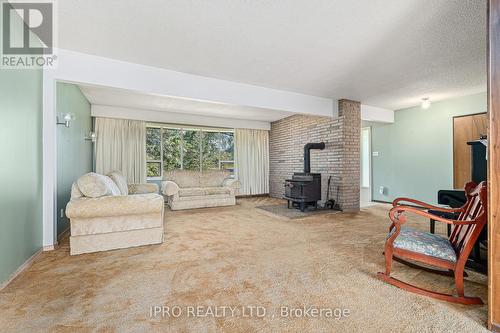 12716 Ninth Line, Halton Hills, ON - Indoor Photo Showing Living Room