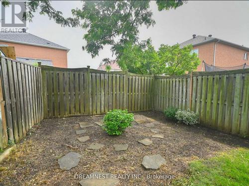 928 Golden Farmer Way, Mississauga, ON - Outdoor