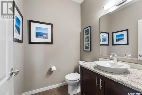 243 Fleming Crescent, Saskatoon, SK - Indoor Photo Showing Bathroom