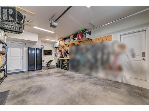 4 Sunniva Drive, Fernie, BC - Indoor Photo Showing Garage