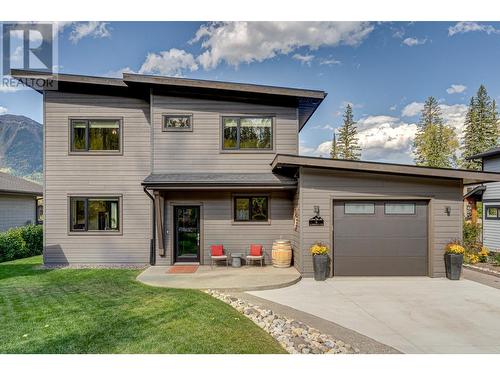 4 Sunniva Drive, Fernie, BC - Outdoor With Facade