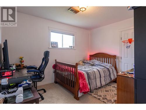 14185 Lawrence Road, Prince George, BC - Indoor Photo Showing Bedroom