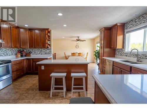 14185 Lawrence Road, Prince George, BC - Indoor Photo Showing Kitchen With Double Sink With Upgraded Kitchen