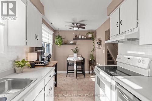 4 Barry Street, St. Catharines, ON - Indoor Photo Showing Kitchen