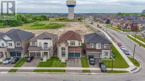 8 Pond View Gate, Hamilton, ON - Outdoor With Facade