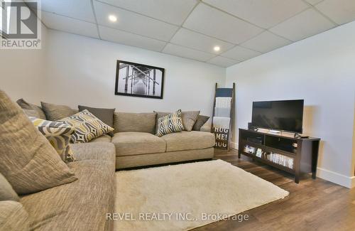 1331 Park Avenue, Timmins (Main Area), ON - Indoor Photo Showing Living Room