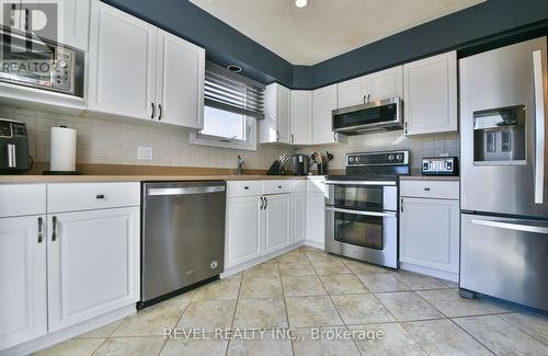 1331 Park Avenue, Timmins (Main Area), ON - Indoor Photo Showing Kitchen