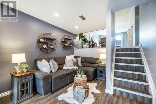 560 Cherryhill Street, Oshawa (Donevan), ON - Indoor Photo Showing Living Room