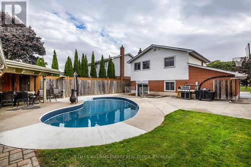 560 Cherryhill Street, Oshawa (Donevan), ON - Outdoor With In Ground Pool With Deck Patio Veranda