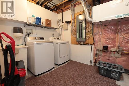 533 Lake St, Sault Ste. Marie, ON - Indoor Photo Showing Laundry Room