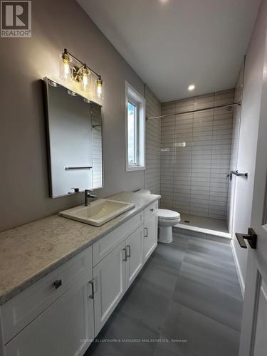 44 Summit Crescent, Belleville, ON - Indoor Photo Showing Bathroom