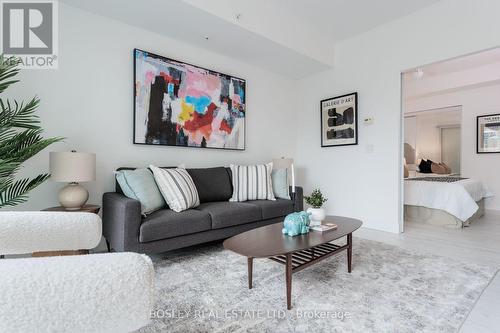 706 - 39 Sherbourne Street, Toronto, ON - Indoor Photo Showing Living Room