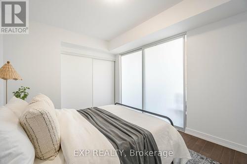 230 - 201 Carlaw Avenue, Toronto, ON - Indoor Photo Showing Bedroom