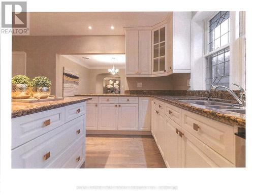 2 Stinson Circle, Toronto, ON - Indoor Photo Showing Kitchen